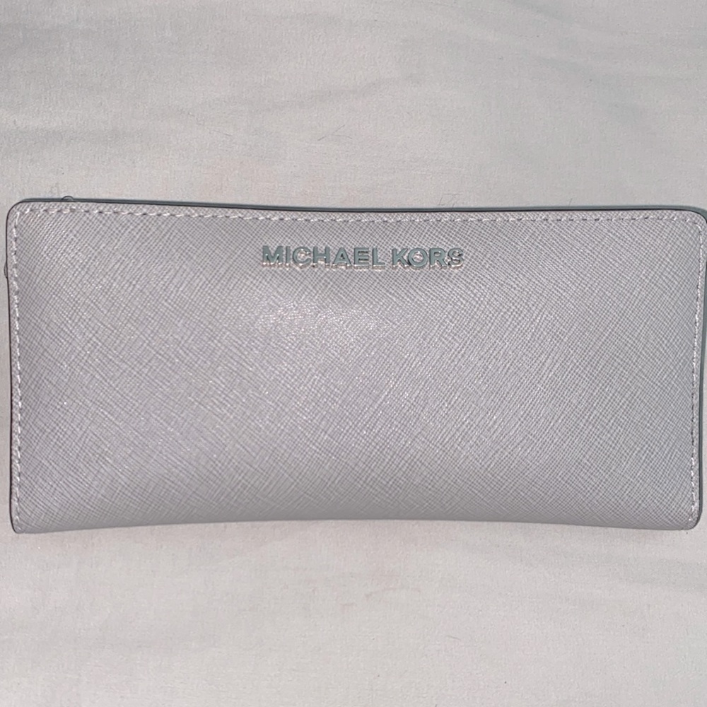 Michael kors cement grey snap wallet